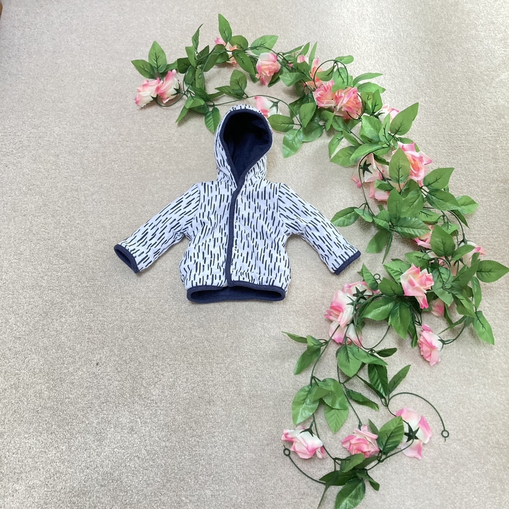 Preloved George Newborn Baby Reversible Navy and White Coat - Up to 4.5kg / 9lbs - Picture 1 of 17